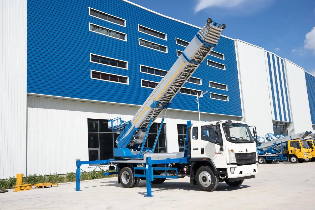 霞山小型云梯车上料车租赁多少钱