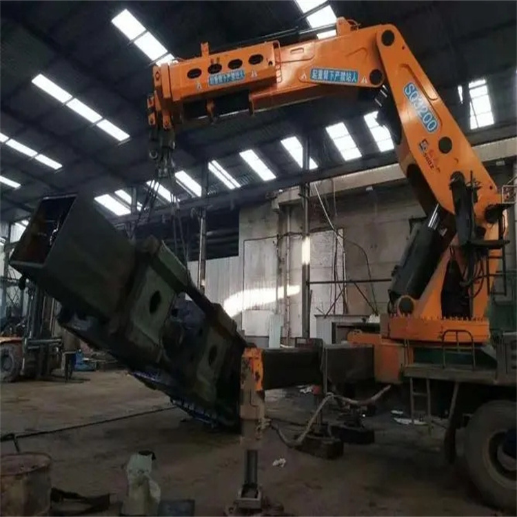 霞山200吨折臂吊出租