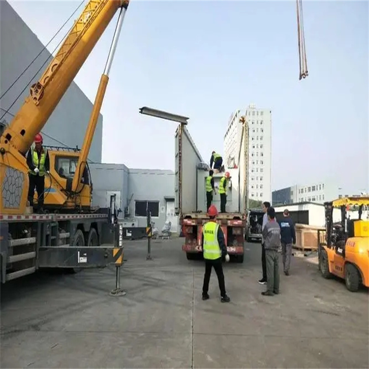 霞山如何找到附近的吊车救援服务