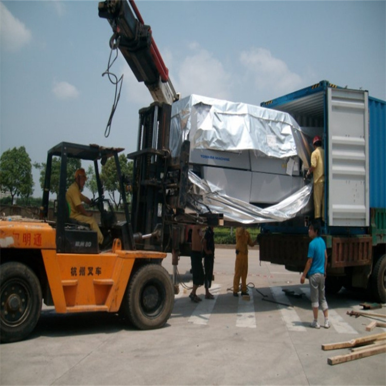 霞山随车吊12吨能吊多重